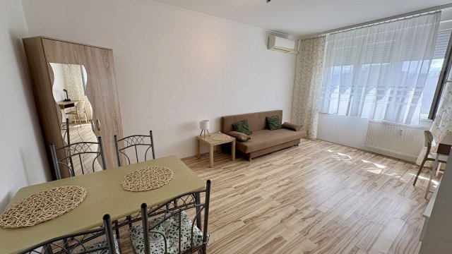 Kiadó panellakás, albérlet, Debrecenben 175 E Ft / hó, 1 szobás