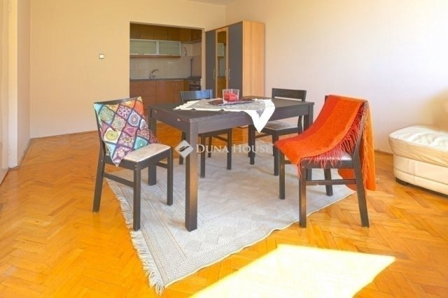 Eladó panellakás, Budapesten, XIV. kerületben 65.2 M Ft, 2 szobás