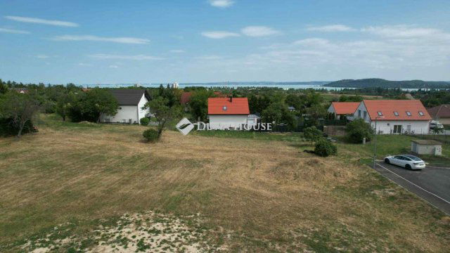 Eladó telek, Balatonfüreden 95 M Ft / költözzbe.hu