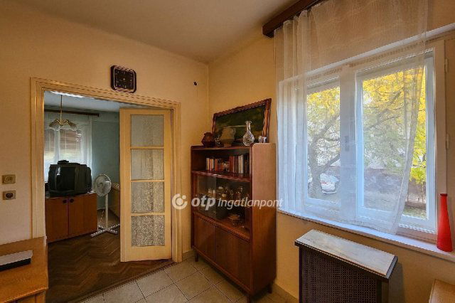 Eladó családi ház, Monoron 65 M Ft, 3 szobás