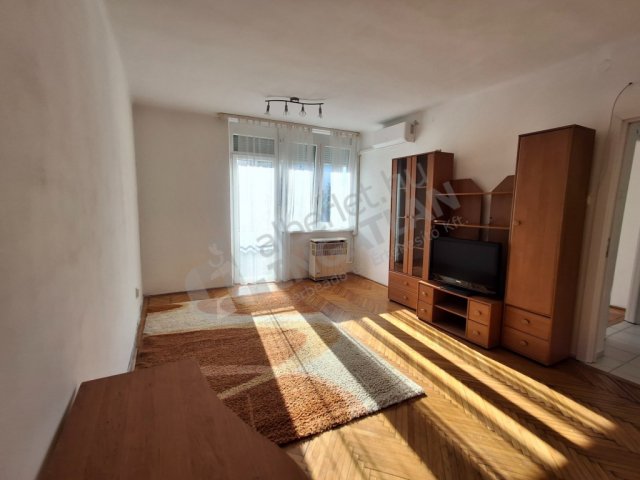 Kiadó téglalakás, albérlet, XVI. kerületben, Koronafürt utcában
