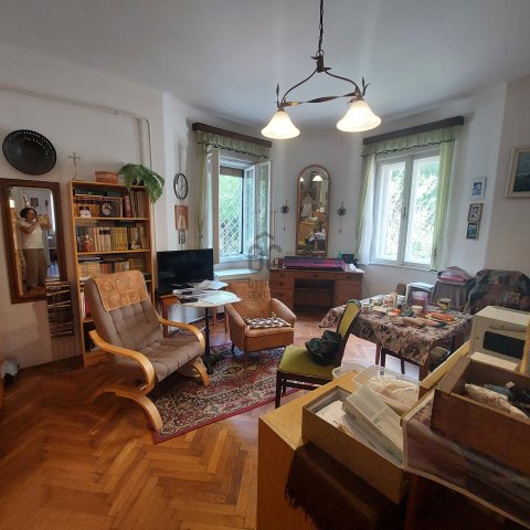 Eladó téglalakás, Pécsett 45 M Ft, 1 szobás