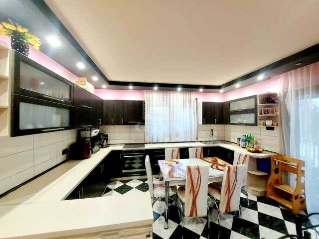 Eladó családi ház, Inárcson 104.9 M Ft, 3 szobás