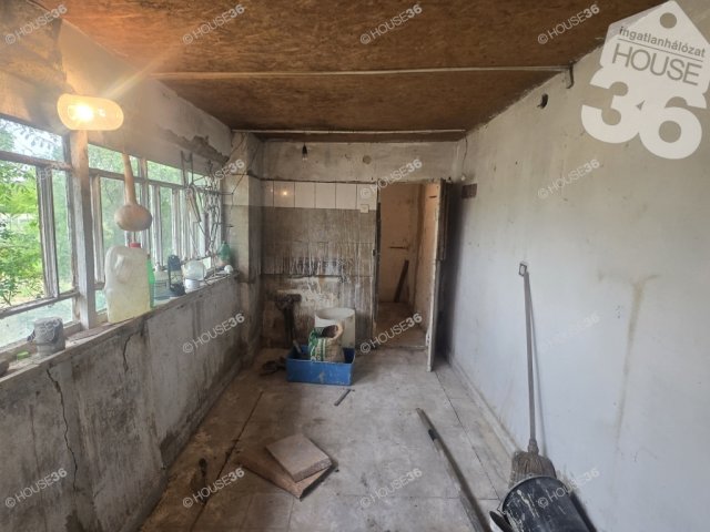 Eladó mezogazdasagi ingatlan, Nyárlőrincen 6.5 M Ft, 2 szobás