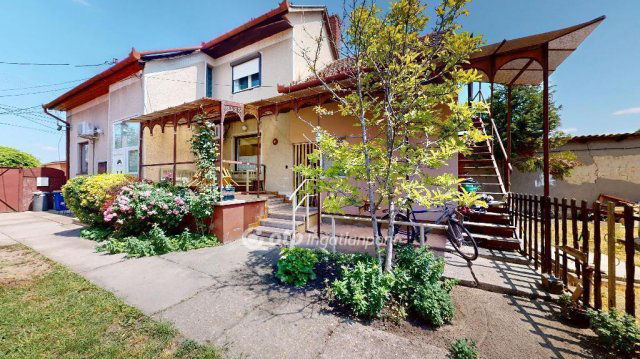 Eladó családi ház, Cegléden 74.9 M Ft, 4+1 szobás