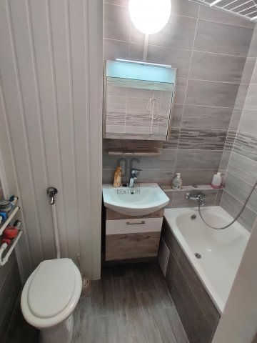 Kiadó panellakás, albérlet, Debrecenben 190 E Ft / hó, 2 szobás