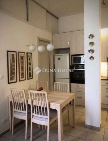 Eladó téglalakás, Budapesten, VIII. kerületben 108.5 M Ft
