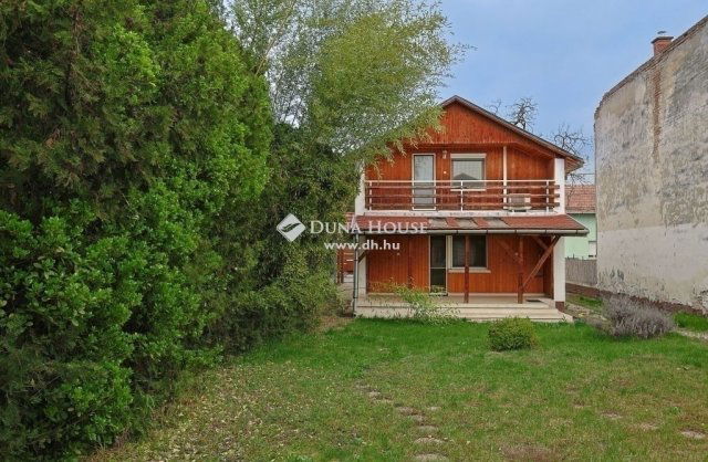 Eladó családi ház, Budapesten, XVIII. kerületben 109 M Ft
