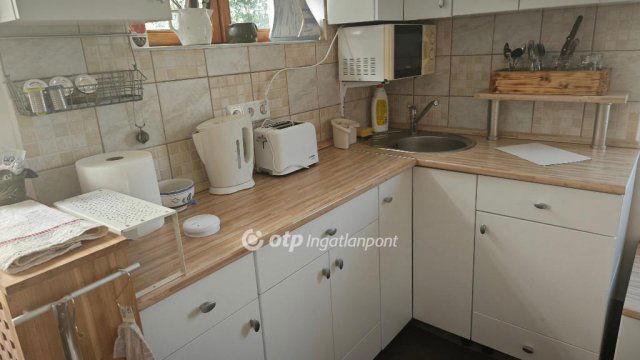 Kiadó családi ház, albérlet, Nemesgörzsönyön 130 E Ft / hó