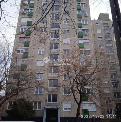 Eladó panellakás, Tatabányán 26.1 M Ft, 2 szobás