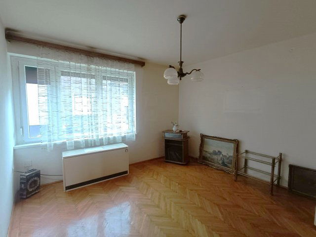 Eladó téglalakás, Pécsett 56.9 M Ft, 3 szobás