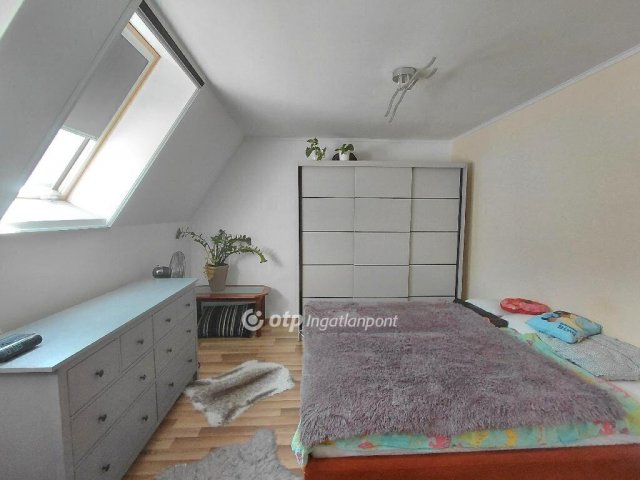 Eladó sorház, Hatvanban 75 M Ft, 3+1 szobás