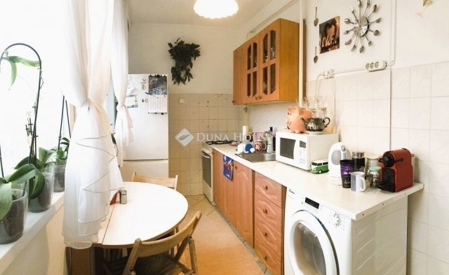 Eladó téglalakás, Gödöllőn 65.9 M Ft, 3 szobás