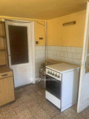 Eladó családi ház, Nagykátán 23.9 M Ft, 3 szobás