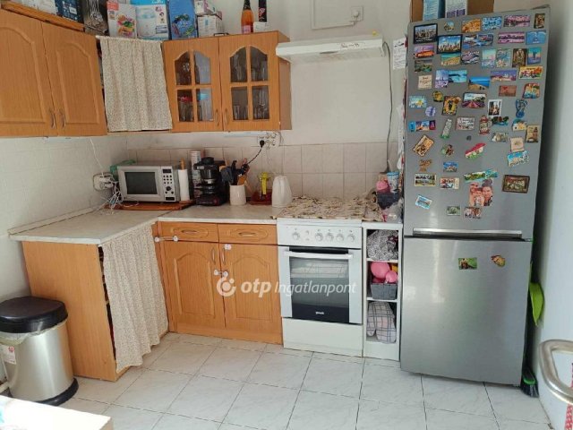 Eladó családi ház, Székesfehérvárott 78 M Ft, 3 szobás