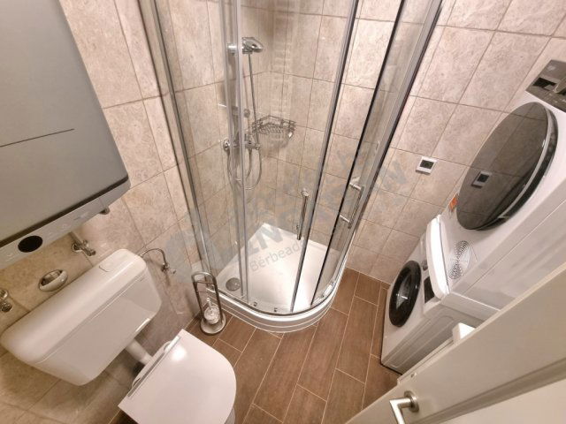 Kiadó téglalakás, albérlet, VI. kerületben, Eötvös utcában