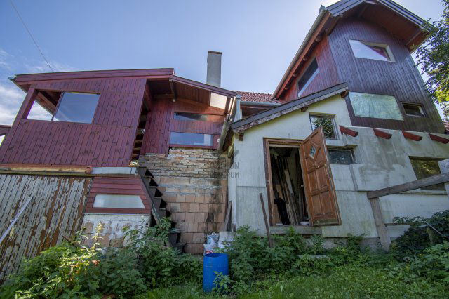 Eladó családi ház, Biatorbágyon 99.9 M Ft, 4 szobás