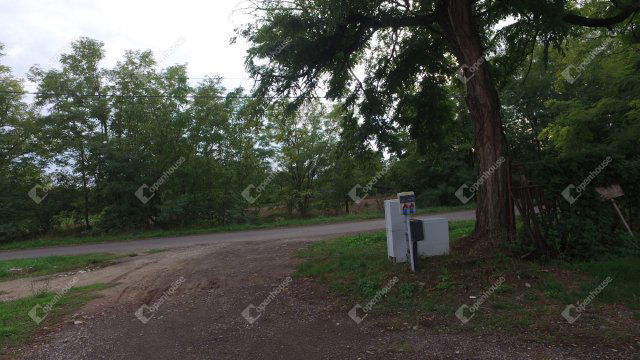 Eladó ipari ingatlan, Monoron 390 M Ft / költözzbe.hu