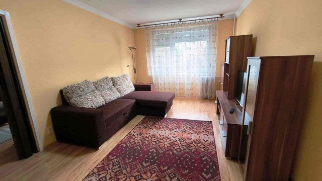 Kiadó panellakás, albérlet, Debrecenben, Bethlen utcában