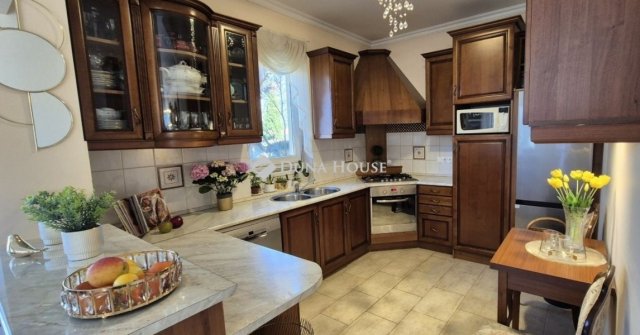 Eladó családi ház, Kecskeméten 139.9 M Ft, 4 szobás