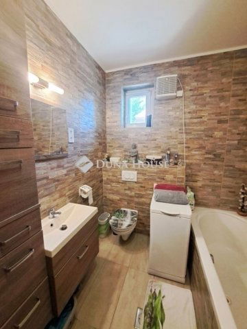 Eladó családi ház, Gyömrőn 119.9 M Ft, 4 szobás