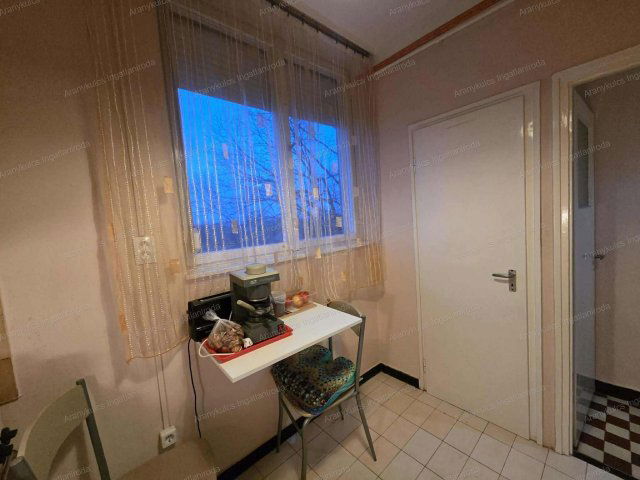 Eladó téglalakás, Gyulán 27.75 M Ft, 1+1 szobás