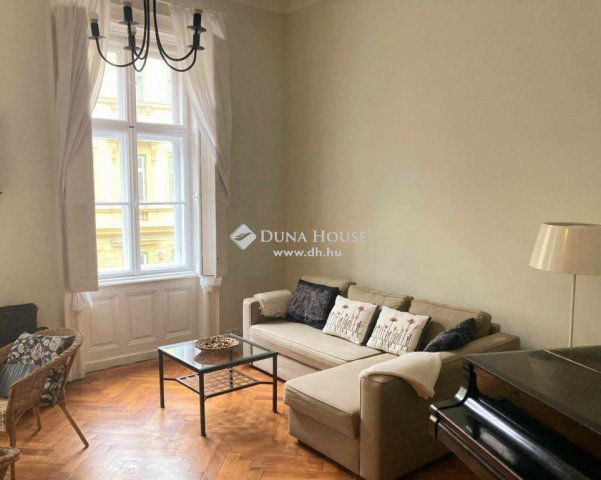 Eladó téglalakás, Budapesten, VI. kerületben 147.44 M Ft