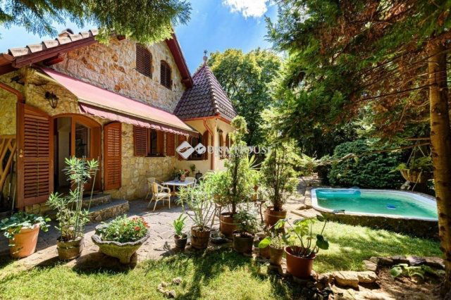 Eladó családi ház, Pátyon 151 M Ft, 4 szobás