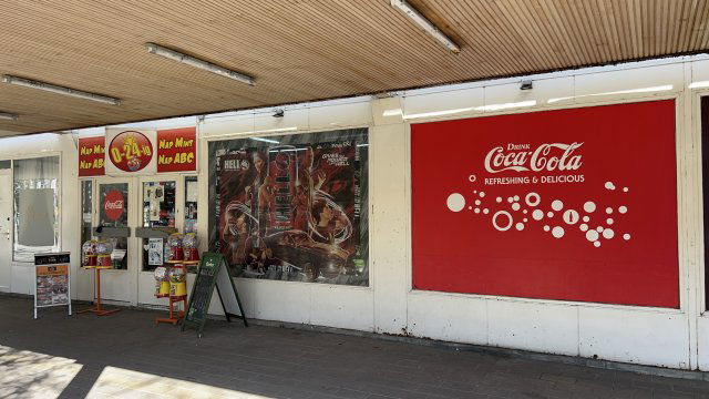 Eladó üzlethelyiség, Makón, Széchenyi téren 85 M Ft