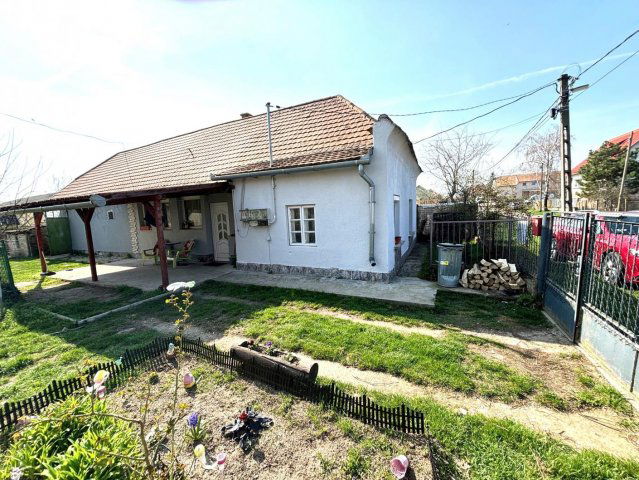 Eladó családi ház, Kocson 39.99 M Ft, 2+1 szobás