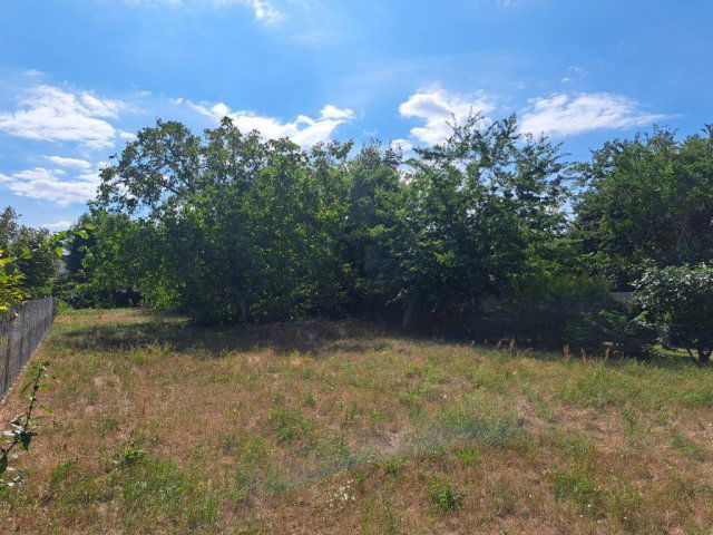 Eladó telek, Budapesten, XVII. kerületben 92 M Ft