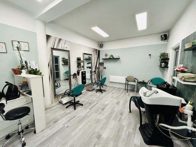 Eladó üzlethelyiség, Keszthelyen 25.9 M Ft, 1+1 szobás