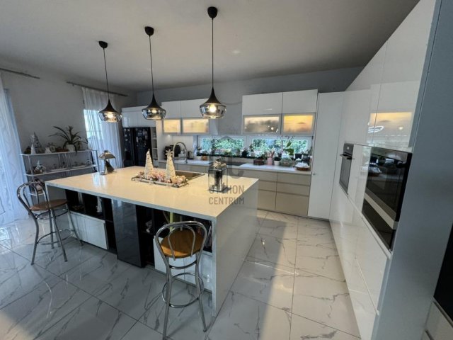 Eladó családi ház, Budapesten, XXIII. kerületben 174.5 M Ft