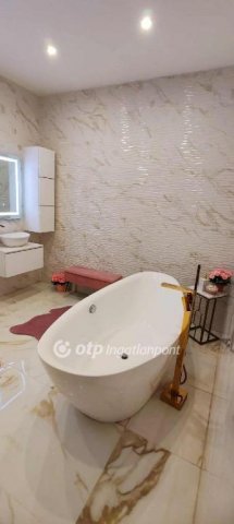 Eladó családi ház, Miskolcon 139 M Ft, 4 szobás