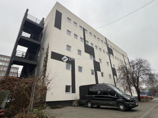 Eladó iroda, Budapesten, X. kerületben 330.75 M Ft, 17 szobás