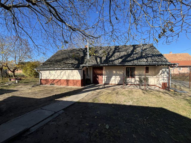 Eladó családi ház, Albertirsán 25.9 M Ft, 2 szobás