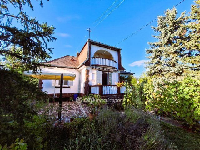 Eladó családi ház, Alsóörsön 139 M Ft, 3 szobás