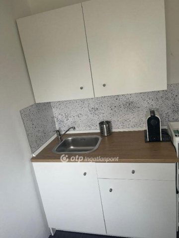 Eladó téglalakás, Harkányban 21.9 M Ft, 1 szobás