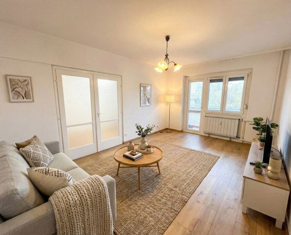 Eladó panellakás, Budapesten, III. kerületben 67.6 M Ft, 2 szobás