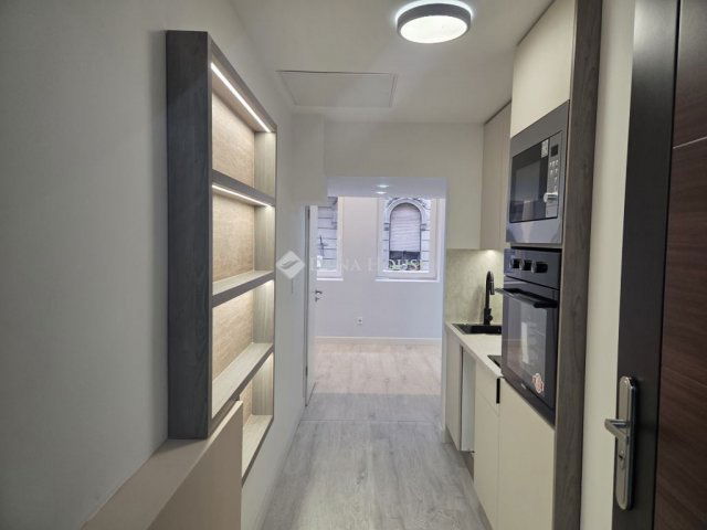 Eladó téglalakás, Budapesten, VII. kerületben 44.9 M Ft