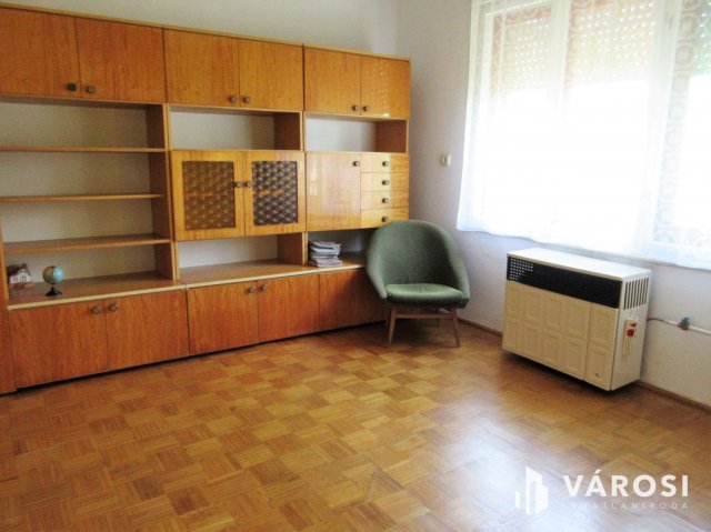 Eladó családi ház, Tótkomlóson 23 M Ft, 4 szobás