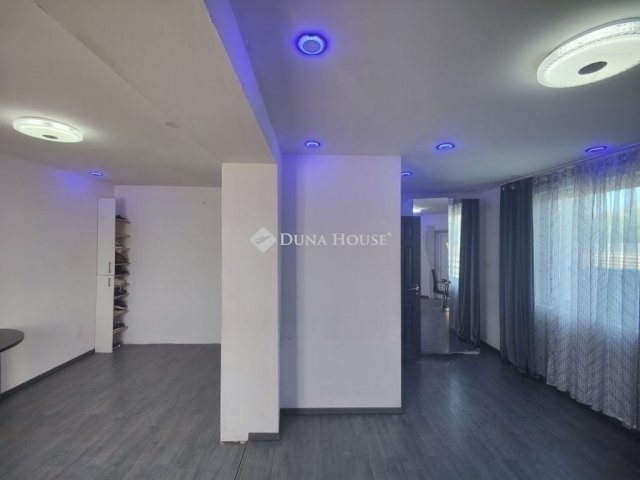 Eladó téglalakás, Üllőn 24.9 M Ft, 1 szobás