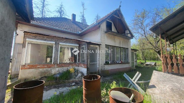 Eladó családi ház, Pálmonostorán 16.5 M Ft, 2 szobás