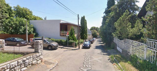 Kiadó téglalakás, albérlet, Pécsett 250 E Ft / hó, 2+1 szobás