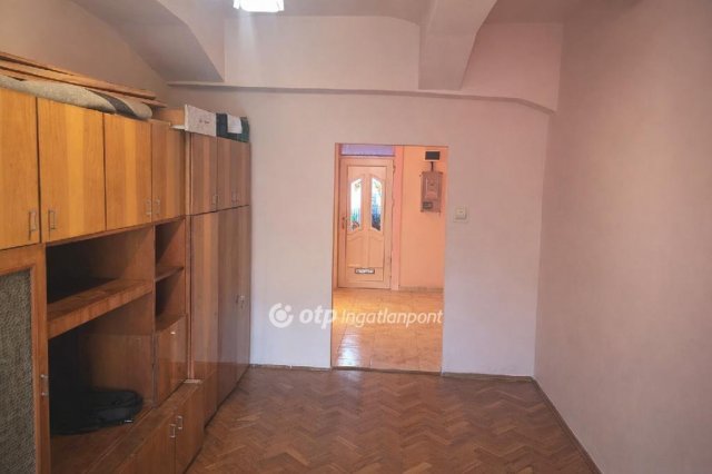 Eladó téglalakás, Budapesten, X. kerületben 27.9 M Ft, 1 szobás