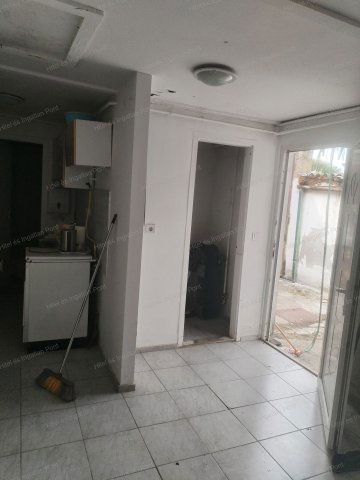 Eladó családi ház, Kecskeméten 21.9 M Ft, 3 szobás