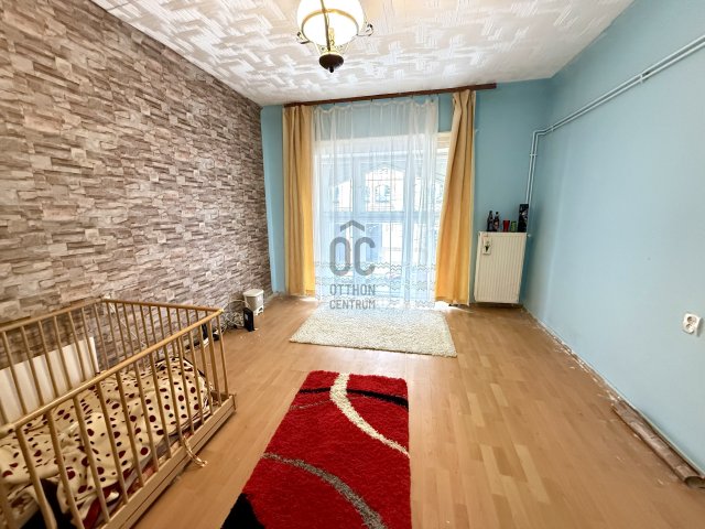 Eladó téglalakás, Budapesten, III. kerületben 87.9 M Ft