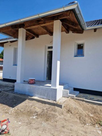 Eladó családi ház, Albertirsán 69.9 M Ft, 2 szobás