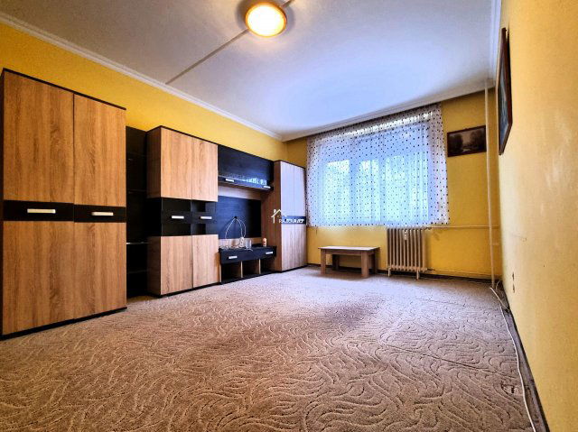 Eladó panellakás, Mosonmagyaróváron 35.9 M Ft, 1+1 szobás