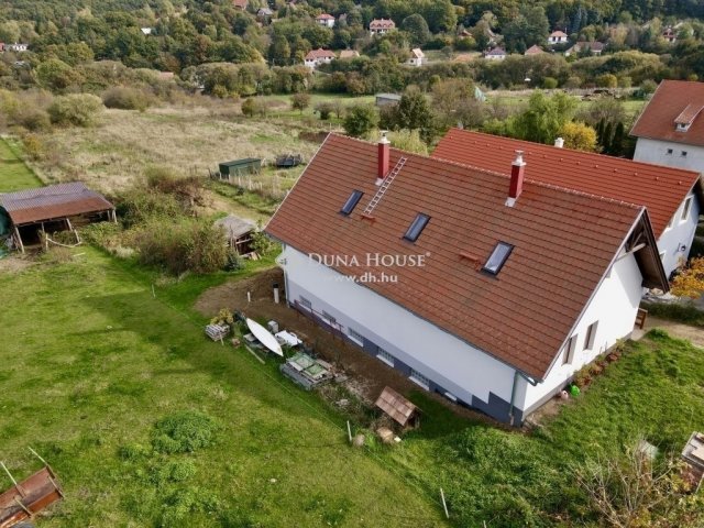 Eladó családi ház, Pilisszentlászlón 116 M Ft, 4 szobás